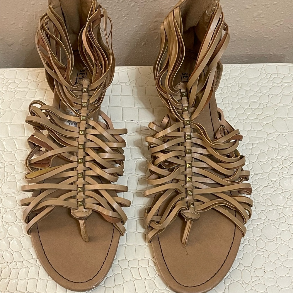 Womens Strappy Sandals Size 8/Motorcycle Boots 8